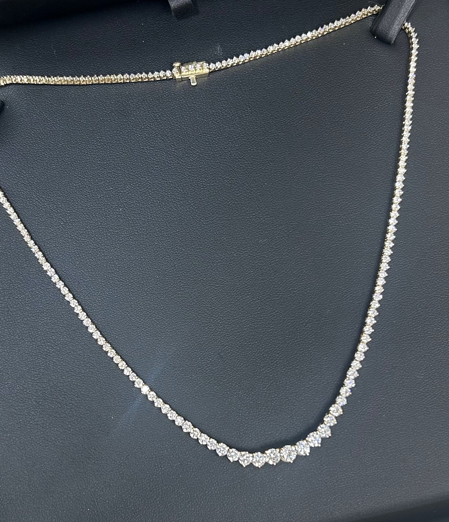 Graduated 8ctw Lab Diamond Tennis Necklace