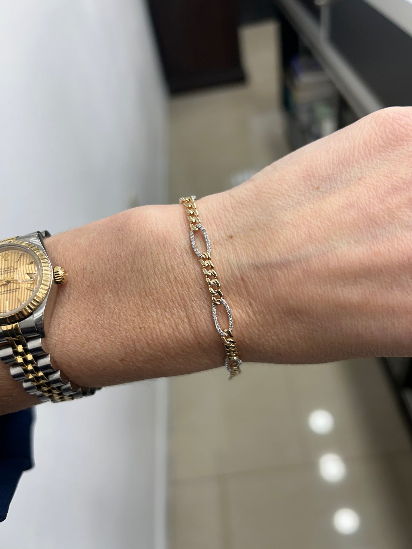 Classy Figaro .50ctw Natural Diamond Bracelet