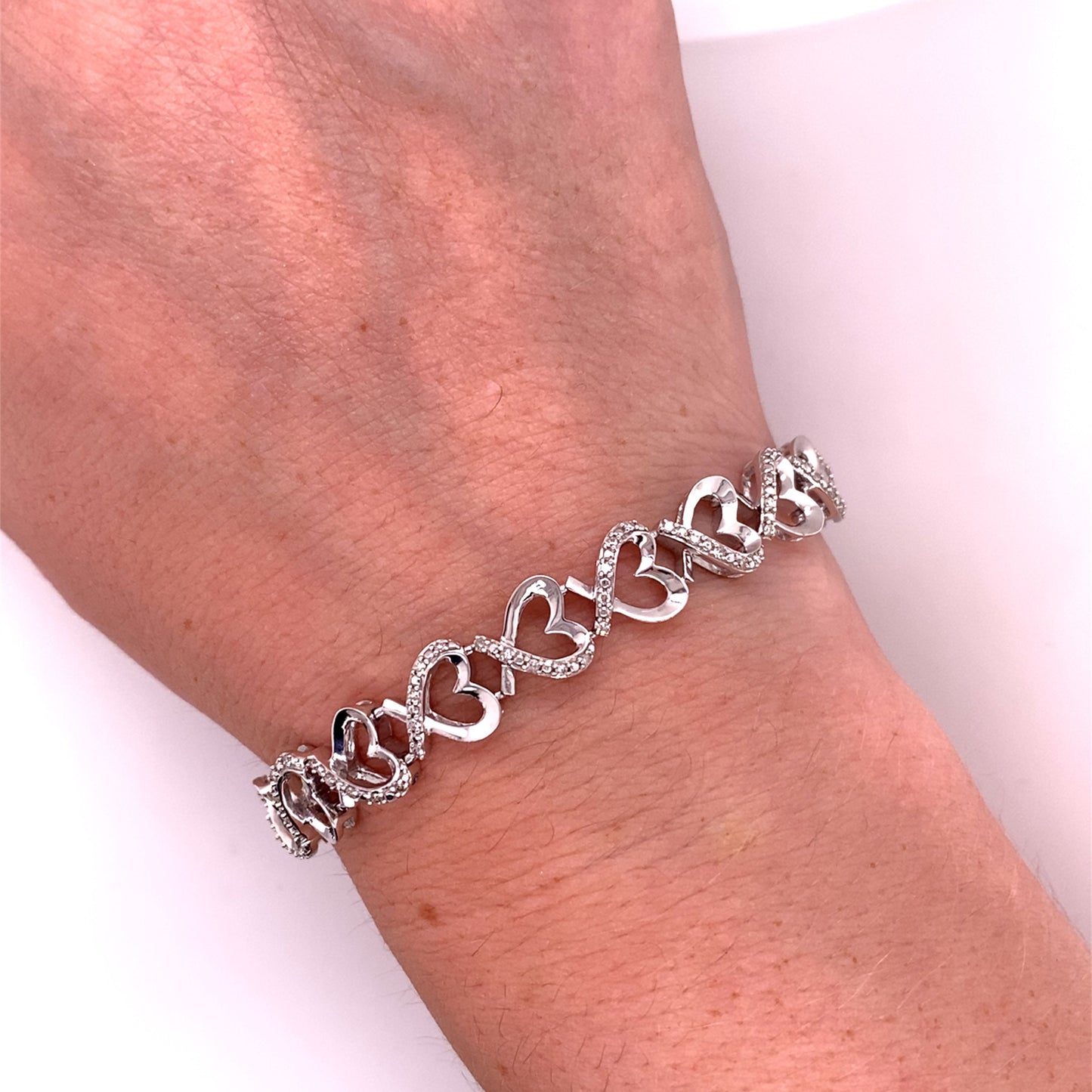 Sterling Silver 0.50ctw Open Heart Link Diamond Bracelet