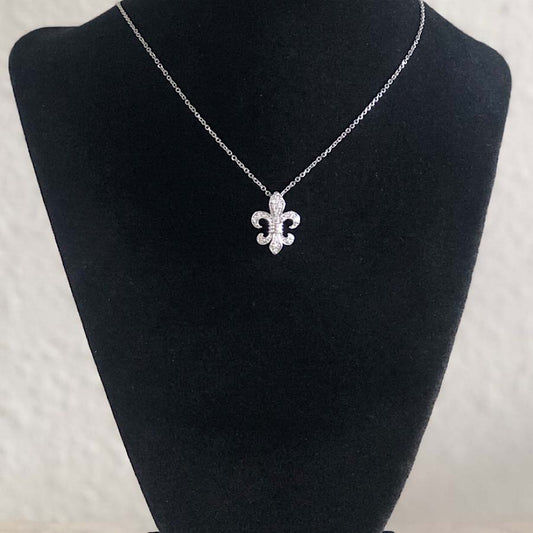 10kt White Gold 1/3ctw Diamond Fleur De Lis