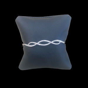 14kt White Gold Infinity Bangle Containing Approx 1ctw