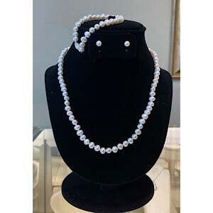 Fresh Water Pearl Set