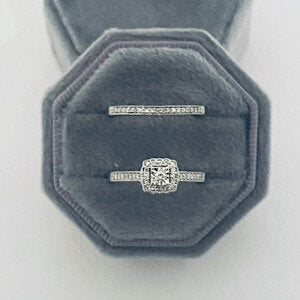 Round Diamond Antique Bridal Set