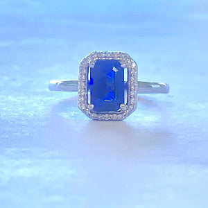 14kt White Gold Diamond & Sapphire Ring
