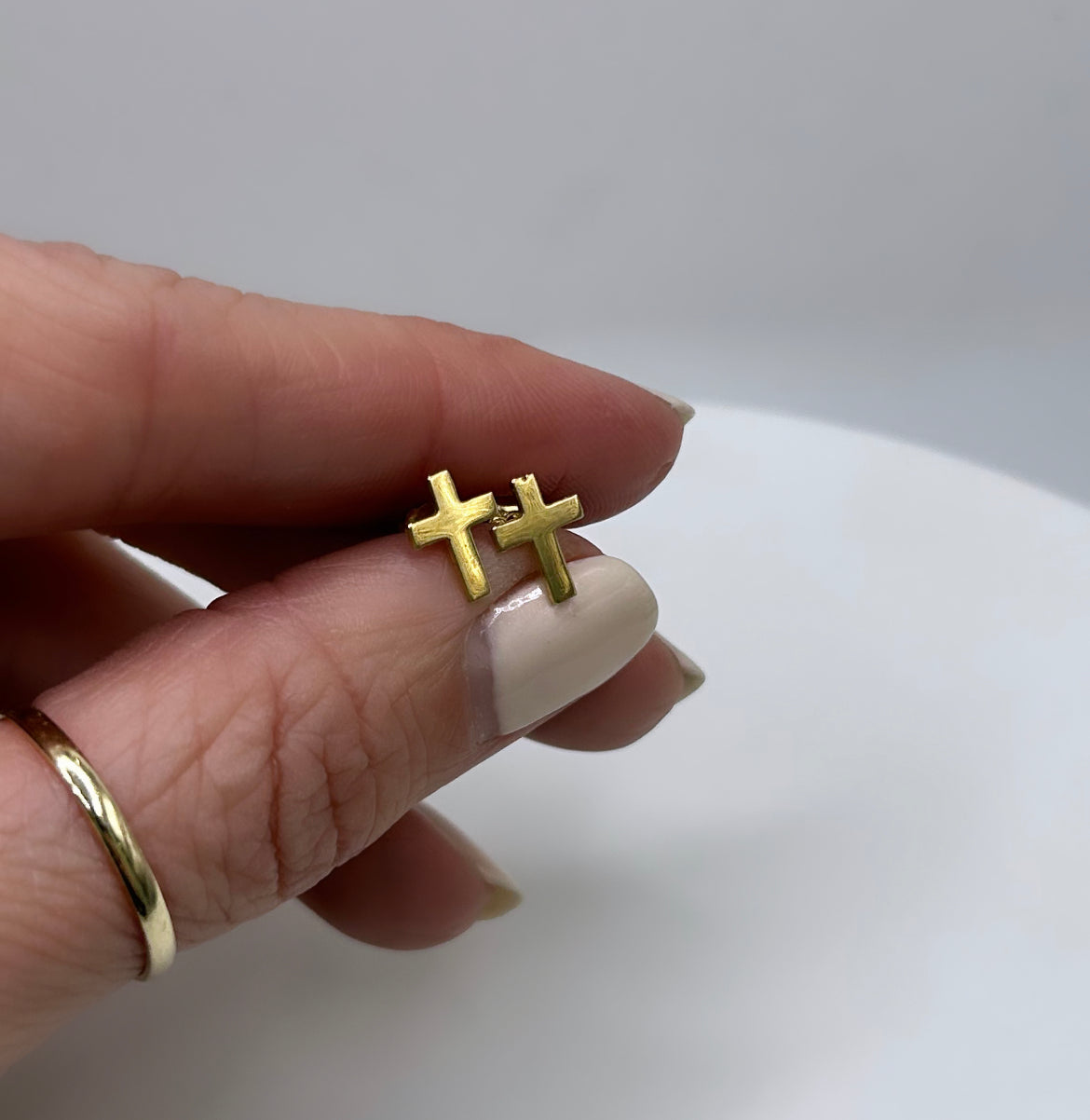 10kt Yellow Gold Polished Cross Earrings