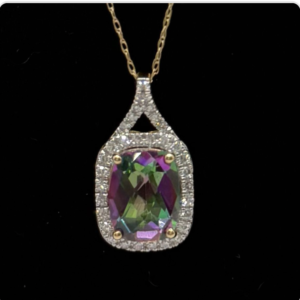 14KT Yellow Gold Purple-Green Emerald